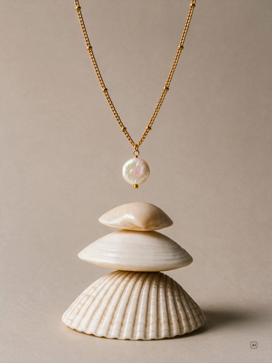 Lunar Pearl Kette
