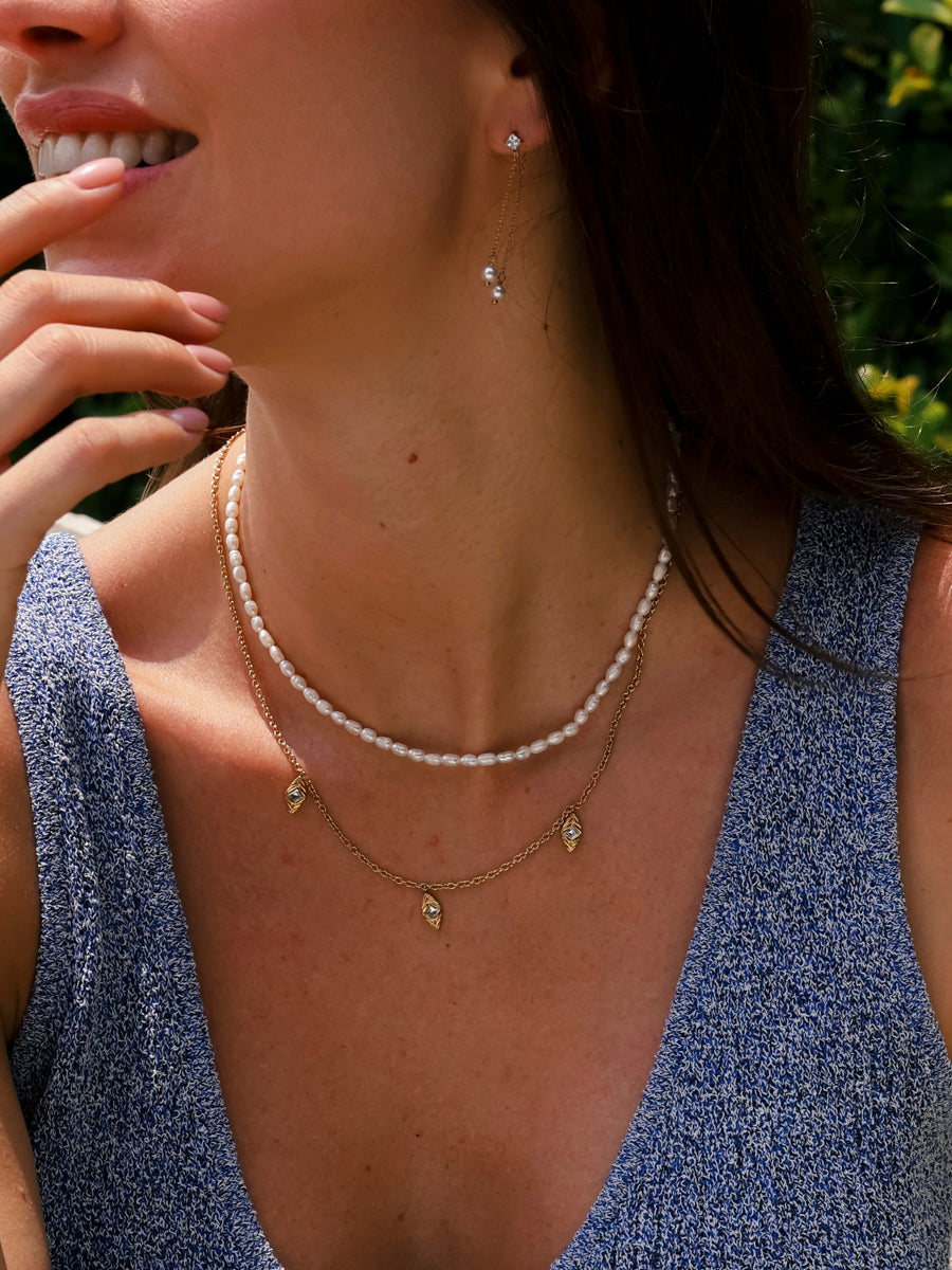 Dangling Pearl Earrings