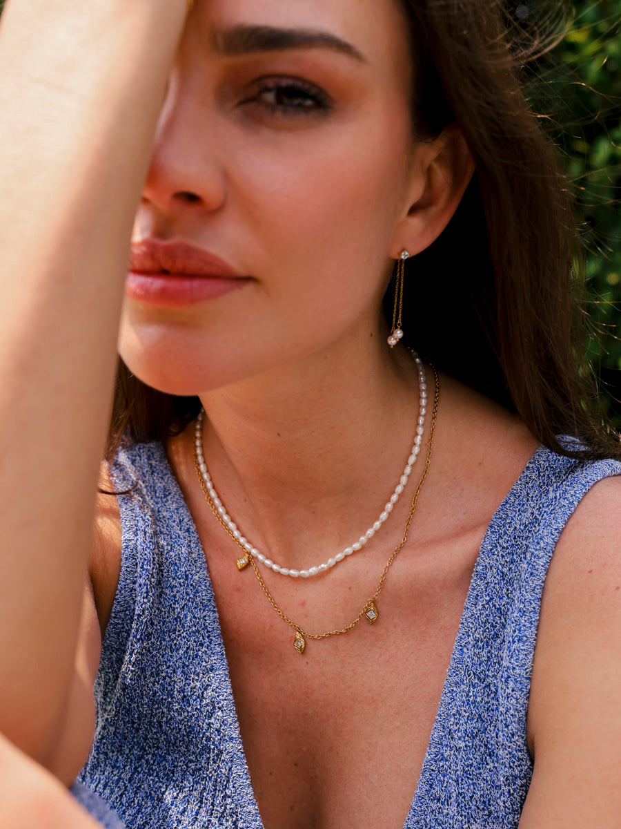 Dangling Pearl Earrings