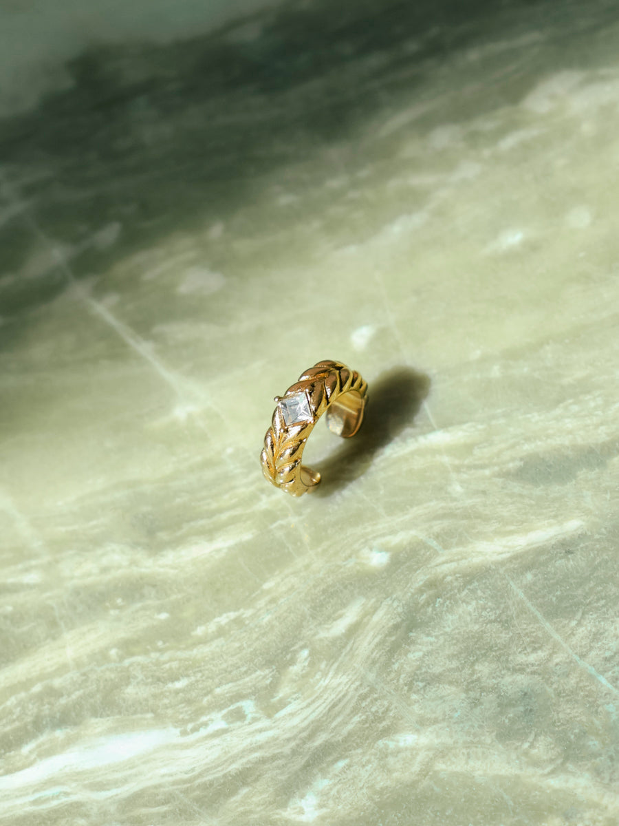 Vintage Twist Ear Cuff