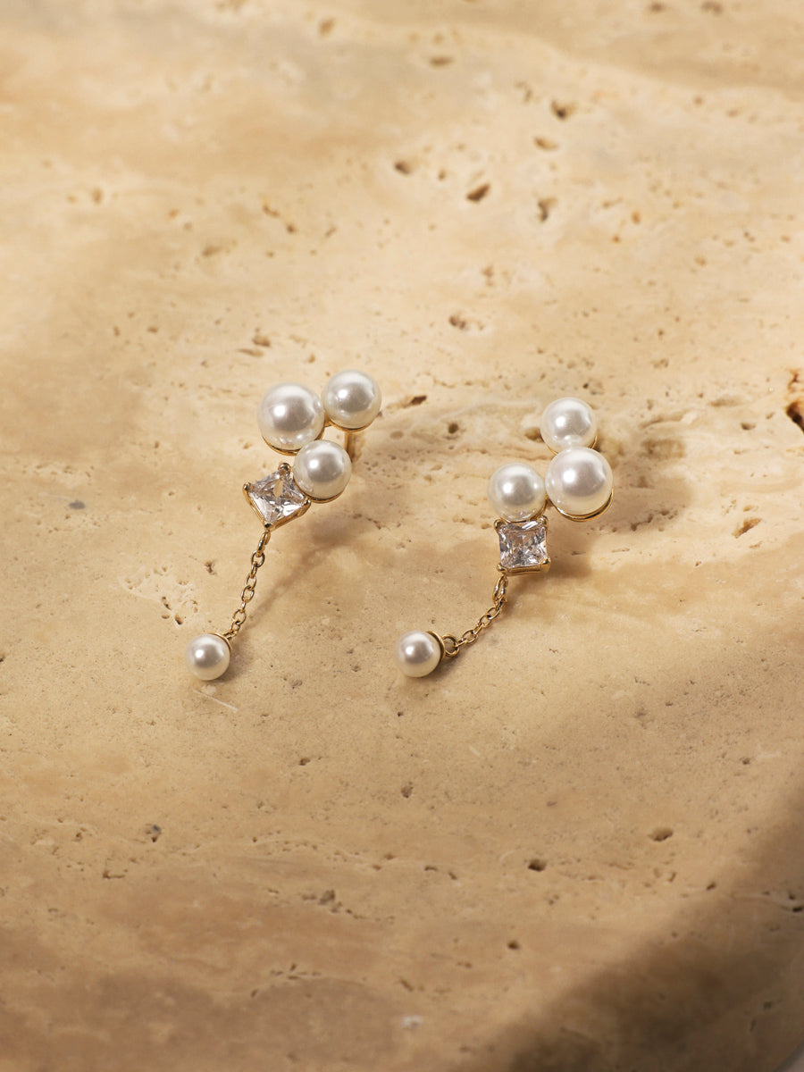 Dainty Pearl Earrings