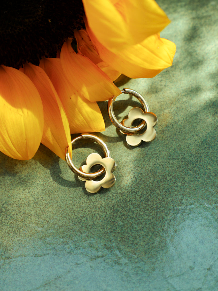 Shiny Flower Earrings