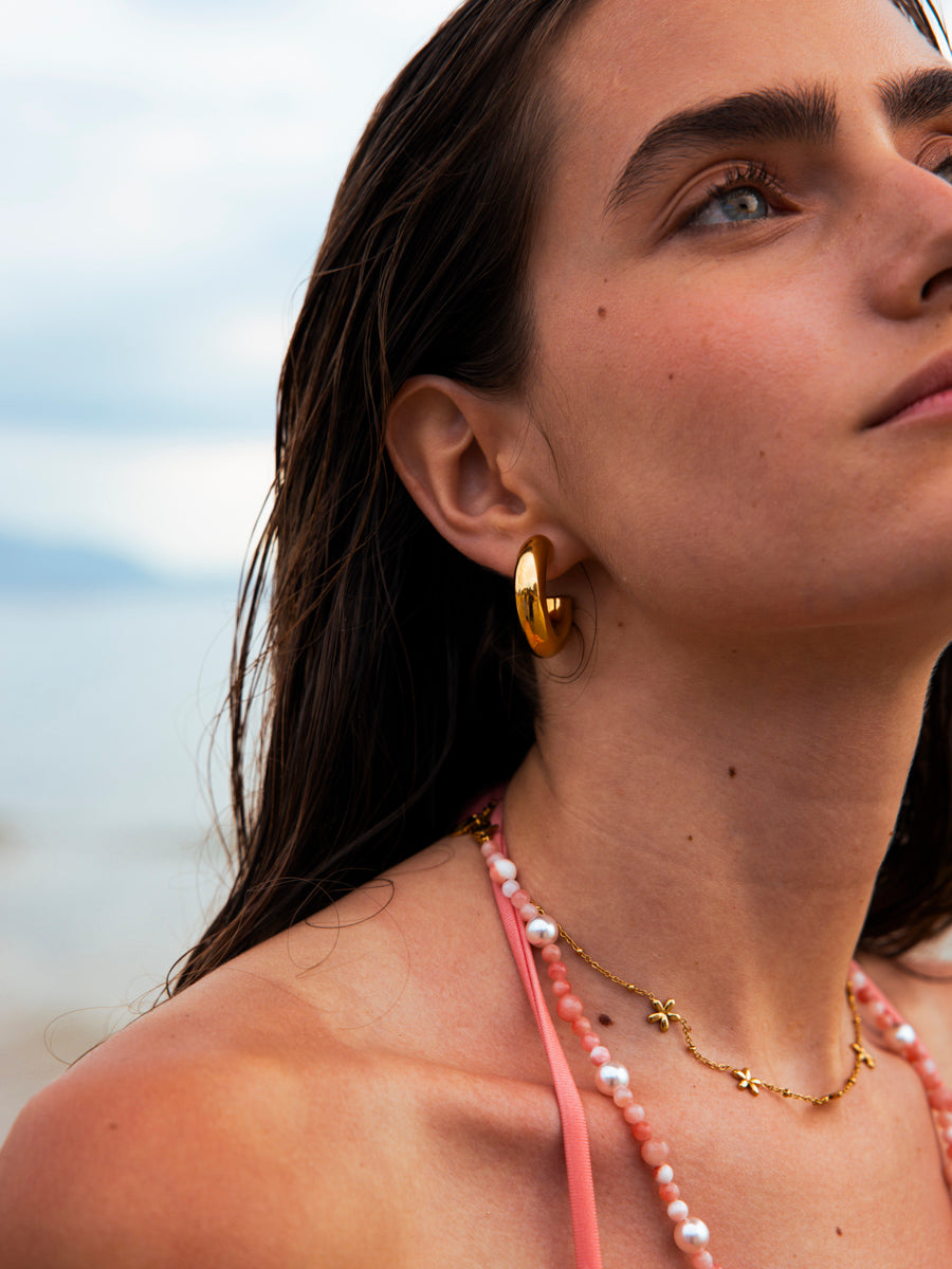 Elegant Arc Medium Earrings