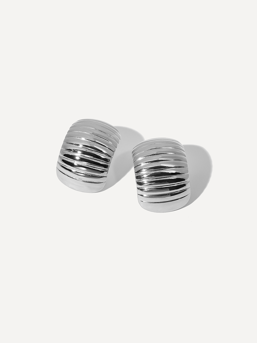 Ribbed Square Earrings