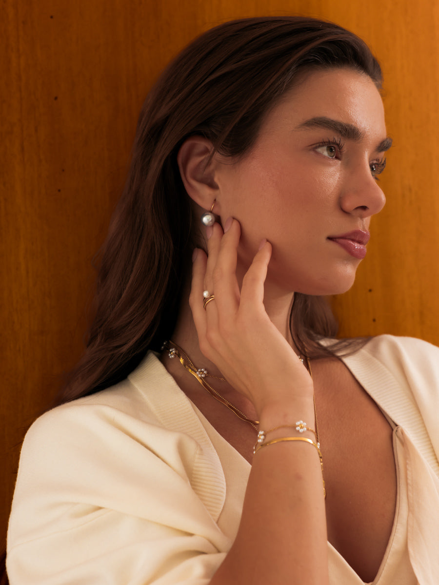 Sway Pearl Grey Ohrringe