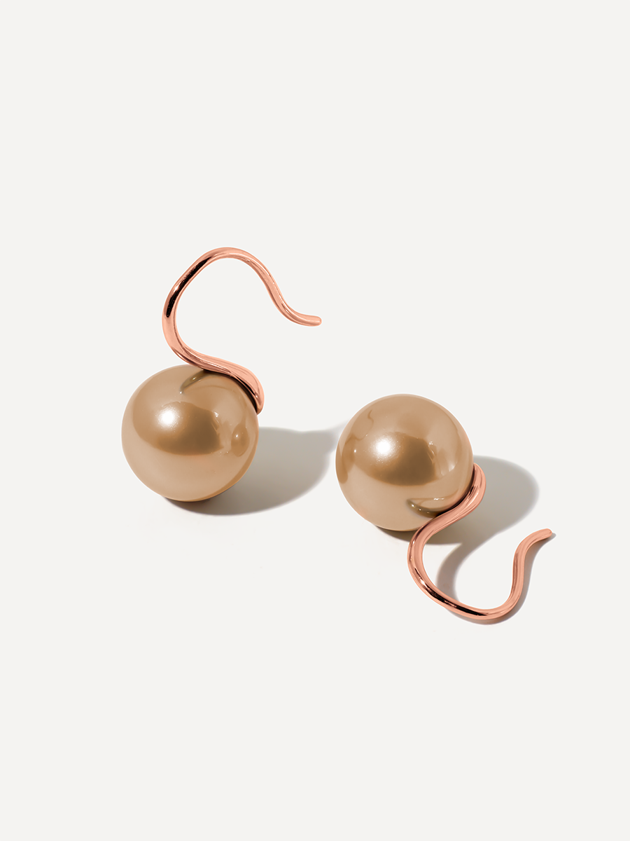Sway Pearl Coffee Ohrringe