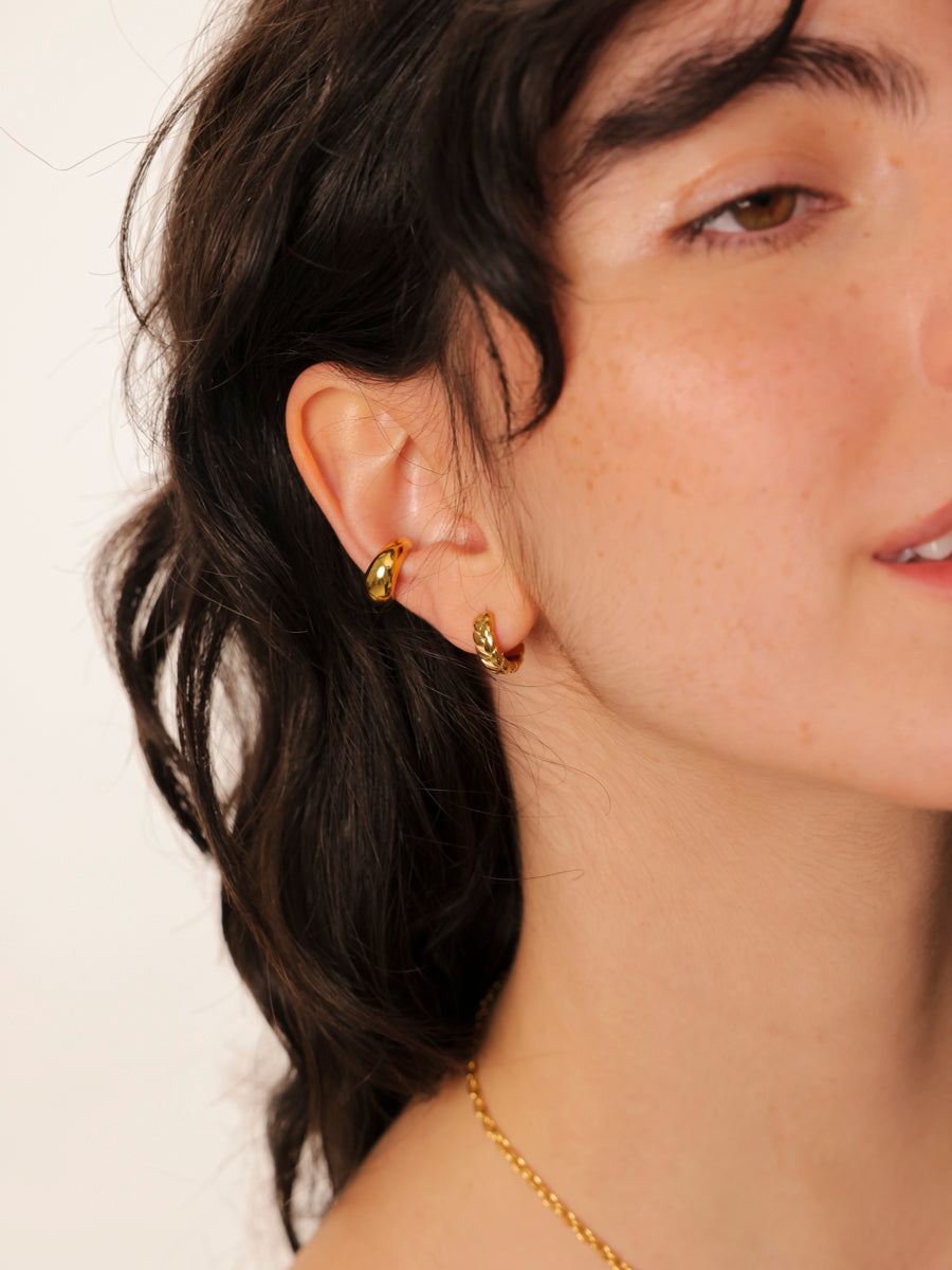 Chic Harmony Earcuff