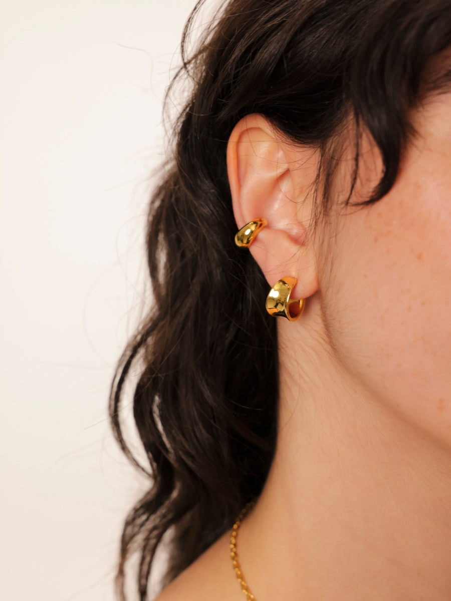 Chic Harmony Earcuff