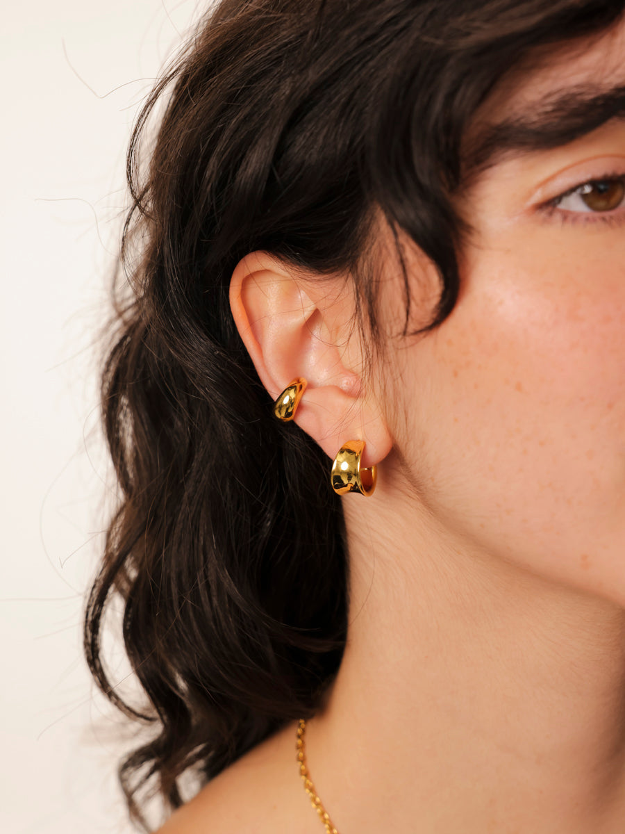 Chic Harmony Earcuff