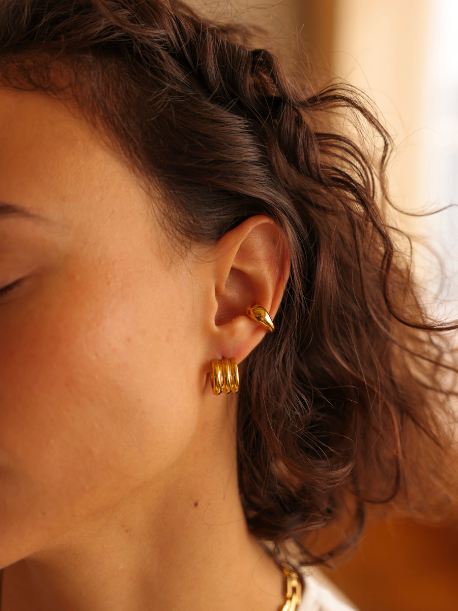 Sleek Curve Earcuff