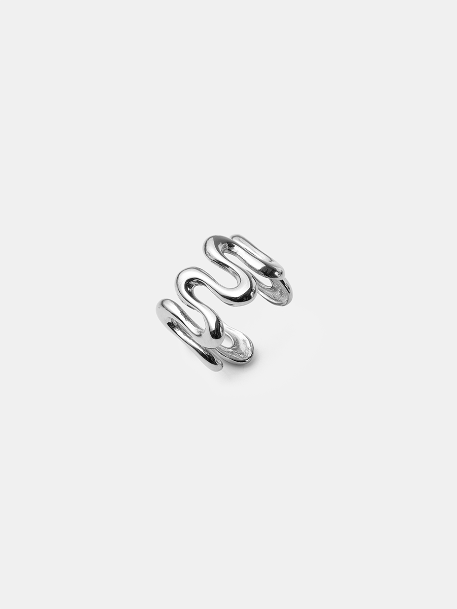 Graceful Wave Earcuff