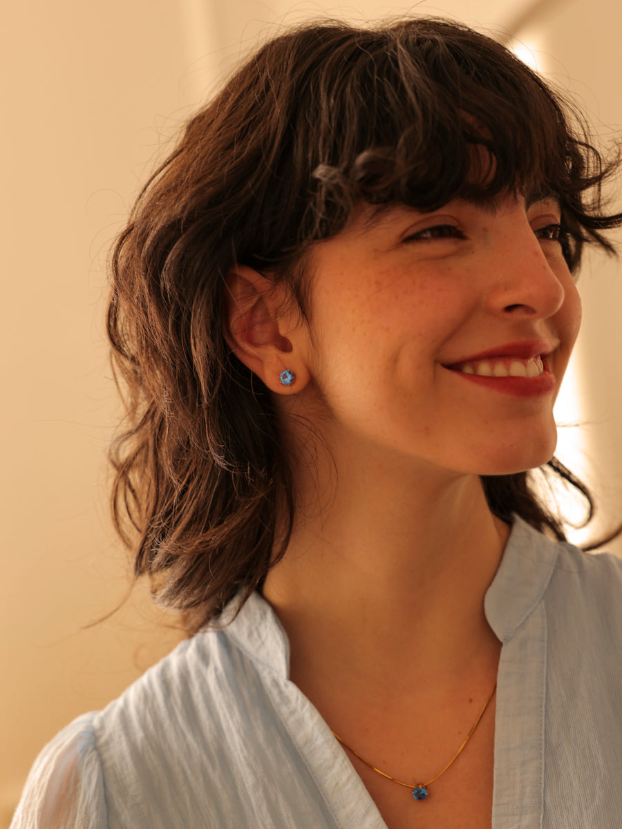 Crystal Delight Dark Blue Stub-Ohrringe