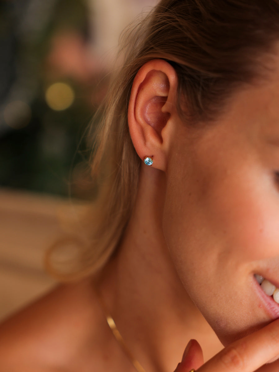 Crystal Delight Light Blue Small Stub-Ohrringe