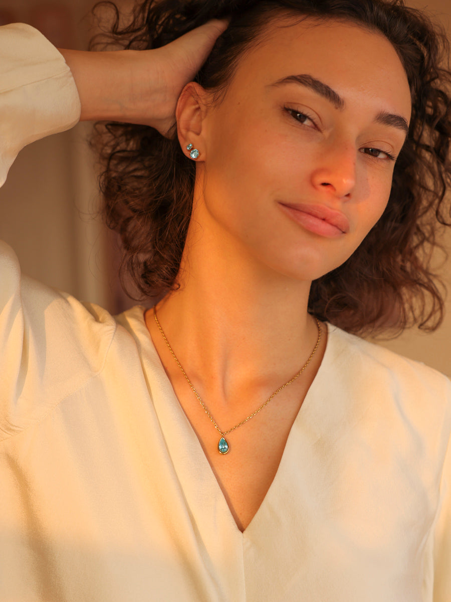 Crystal Delight Light Blue Stub-Ohrringe