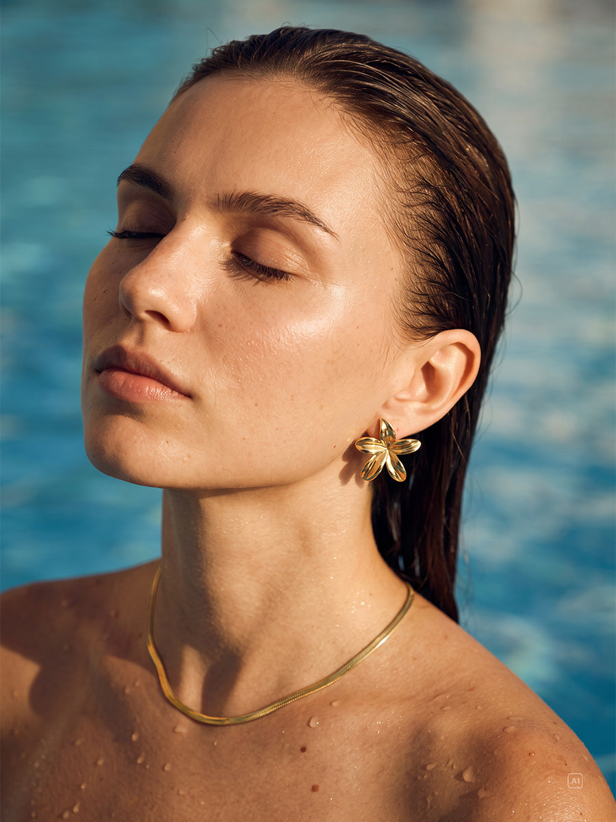 Plumeria Medium Ohrringe