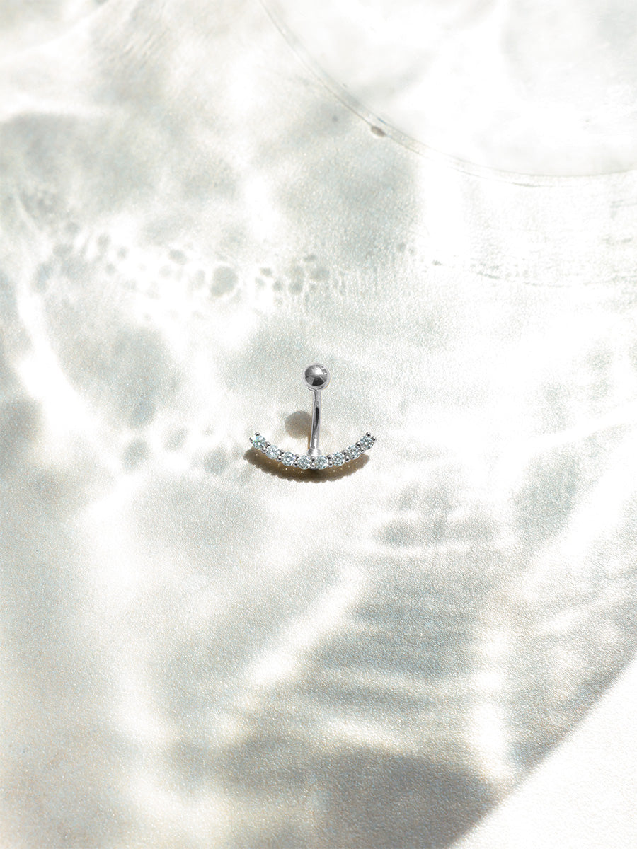 Diamond Curve Bauchnabelpiercing