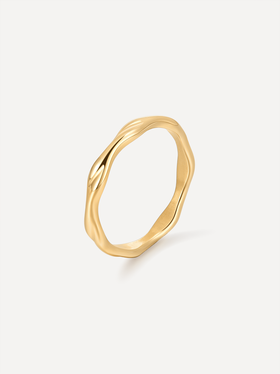 Classic Wave Ring ICRUSH