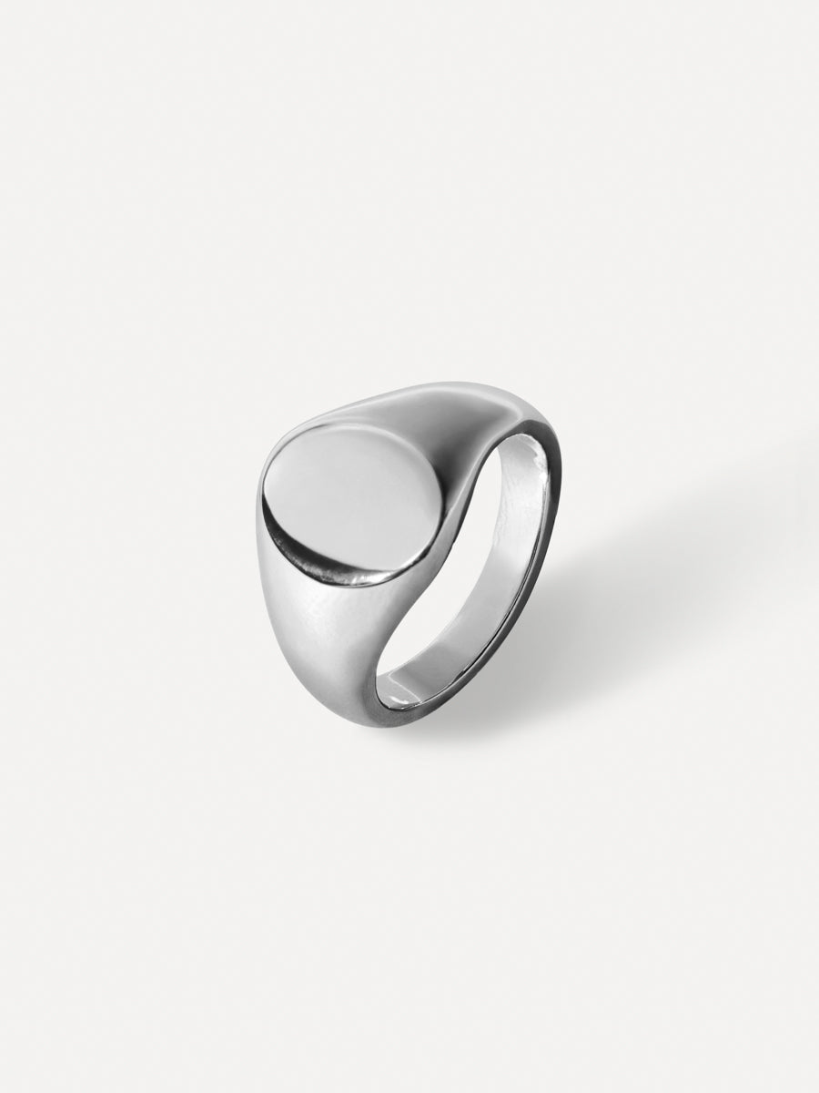 Minimalist Oval Ring