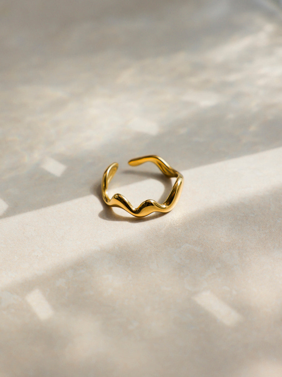 Wave Grace Ring