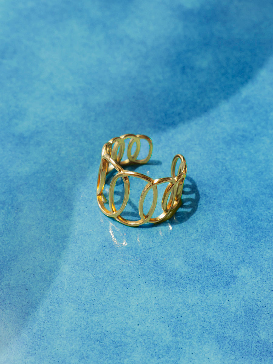 Circle Interlace Ring