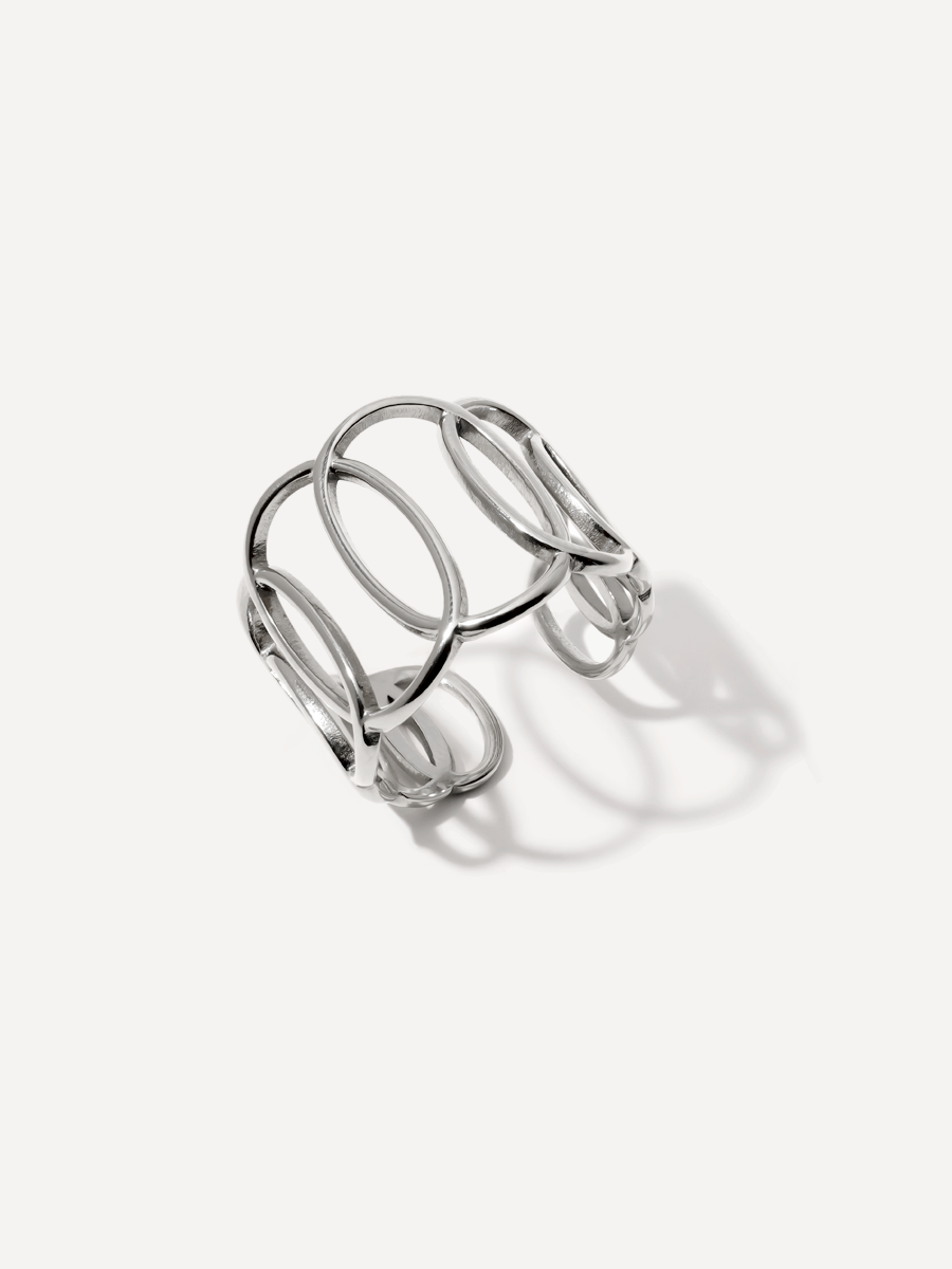 Circle Interlace Ring