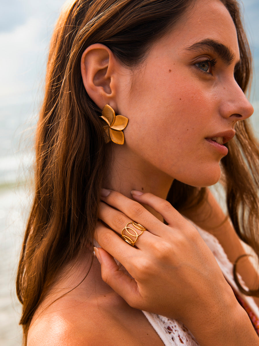 Circle Interlace Ring