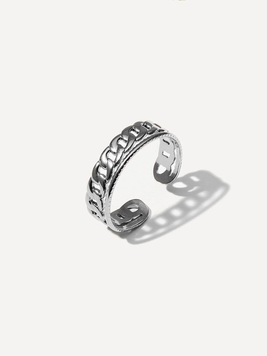 Graceful Interlace Ring