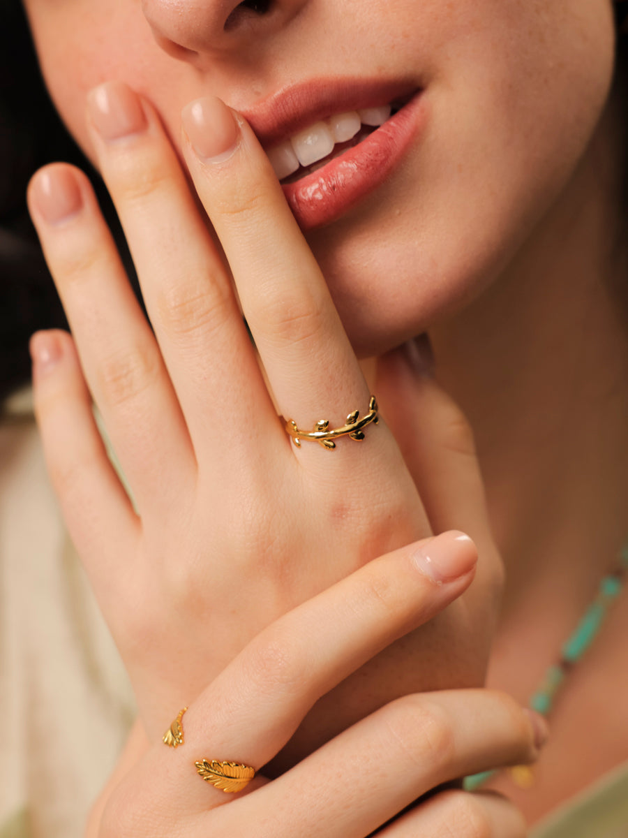 Leaf Embrace Ring