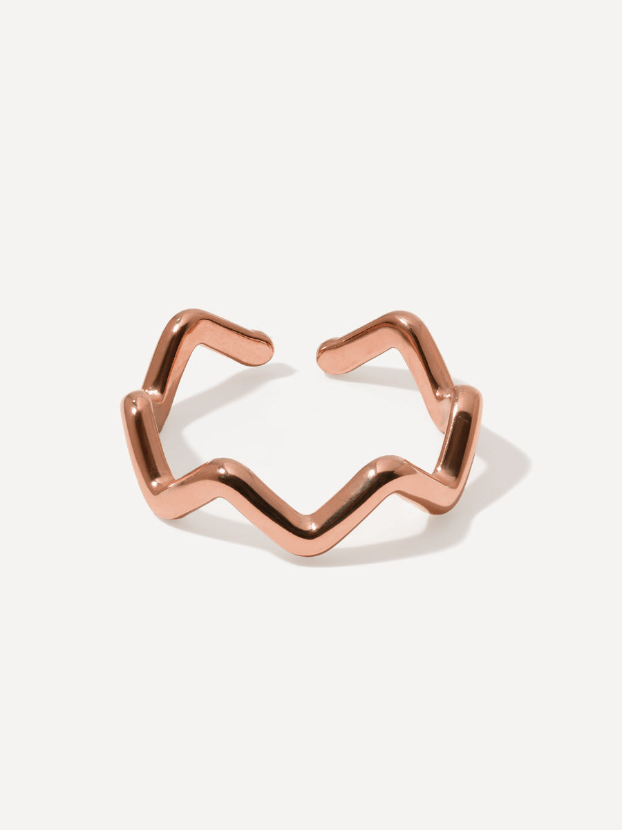 Wave-shaped ring