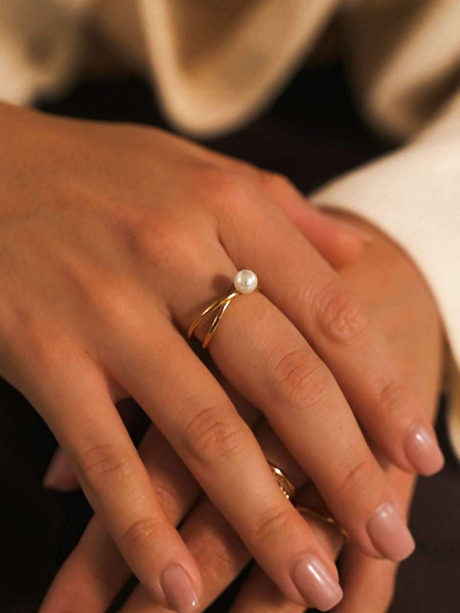 Pearl Twist Ring