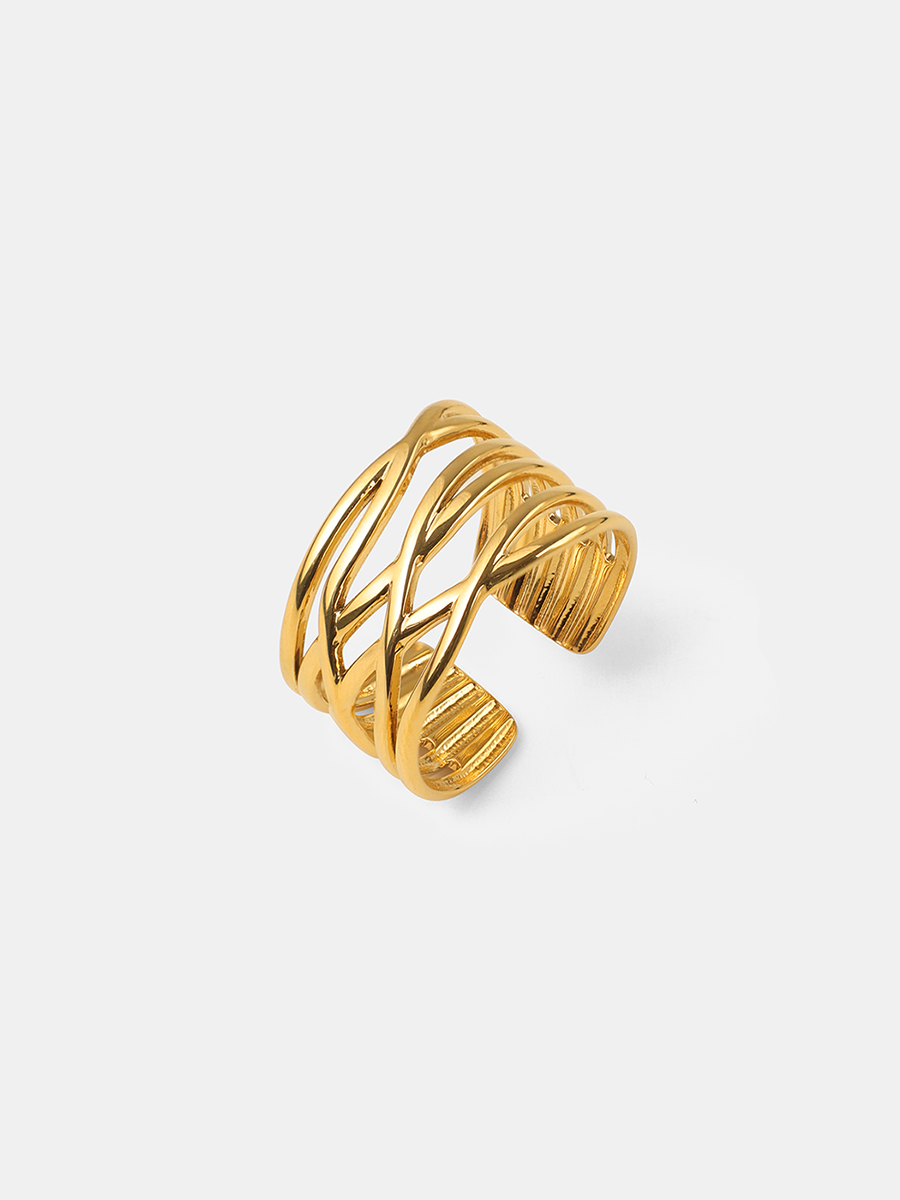 Intertwined Elegance Ring