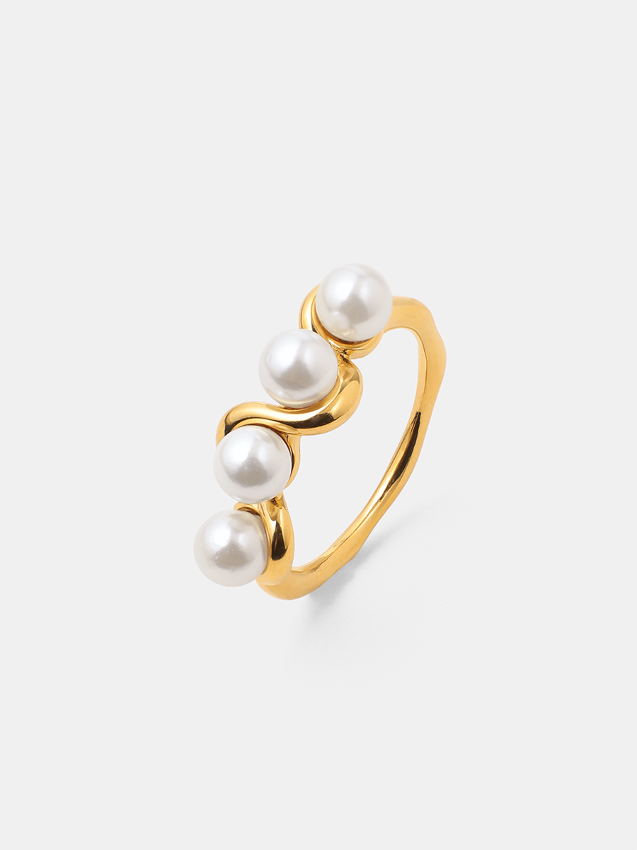 Fantasy Pearl Ring