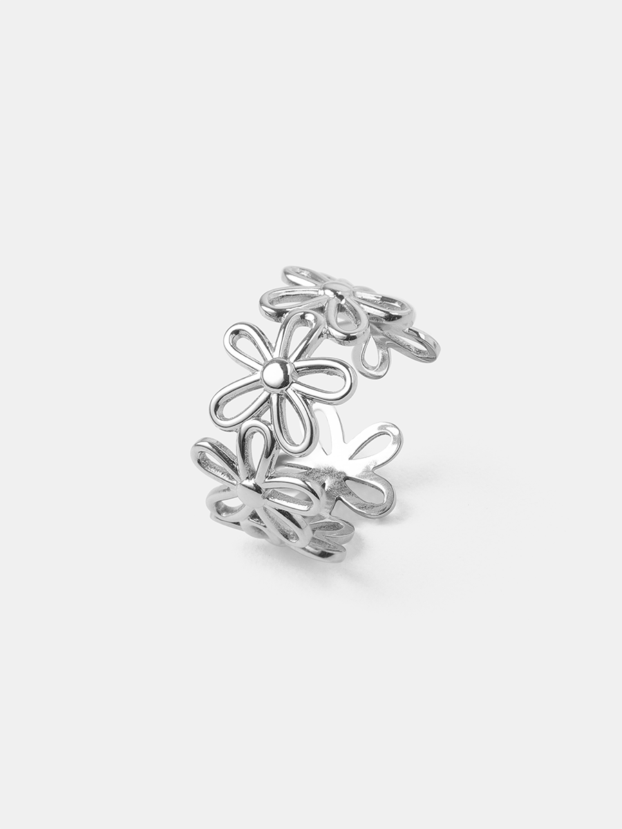 Delicate Blossom Ring ICRUSH