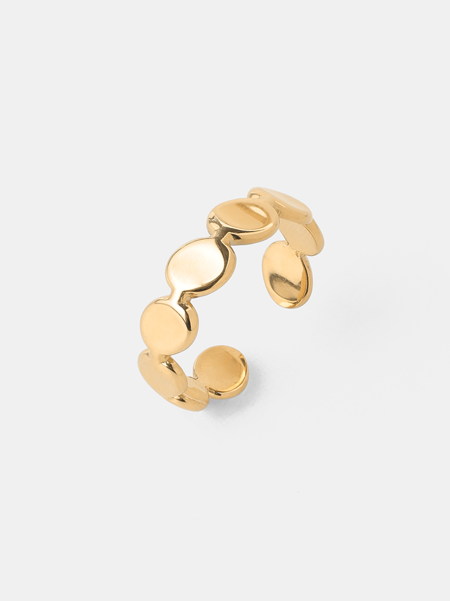 Goldener Fingerring mit mehreren glatten, scheibenförmigen Gliedern, offene Bauweise, weißer Hintergrund.