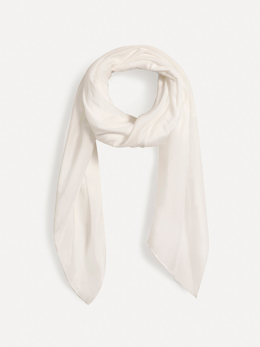 Pure Essence White Schal