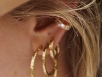 16mm TEXTURED HOOPS SMALL OHRRINGE GOLD