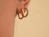 Small Square Hoop Ohrringe Gold