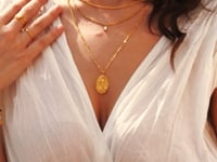 The Beauty of Helen Kette Gold