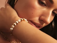 Dreamer Asymmetrical Pearl ARMBAND Gold