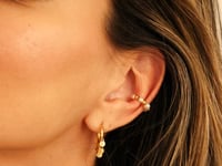 Pearl Stream Earcuff Gold