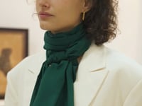Pure Essence Dark Green Schal