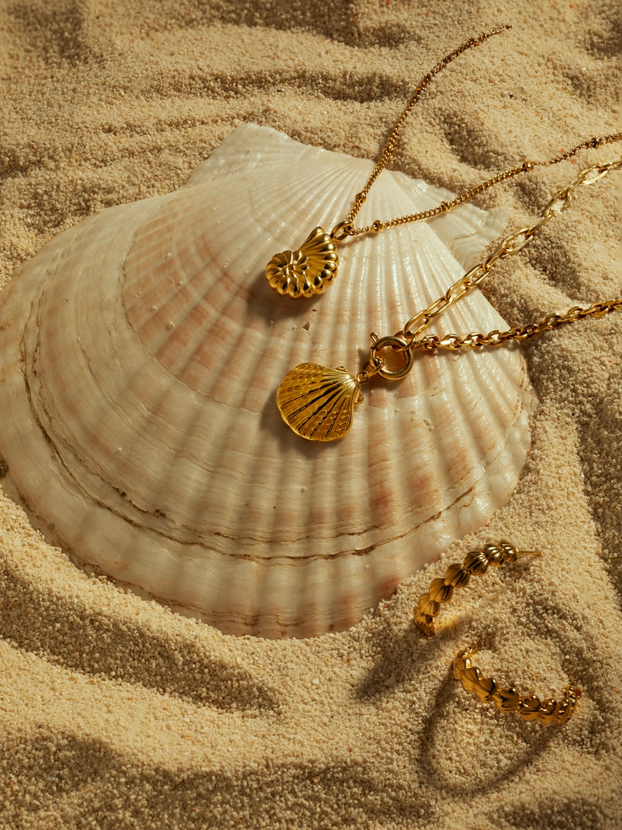 https://icrush.de/wp-content/uploads/2023/08/summer-collection-1.jpg