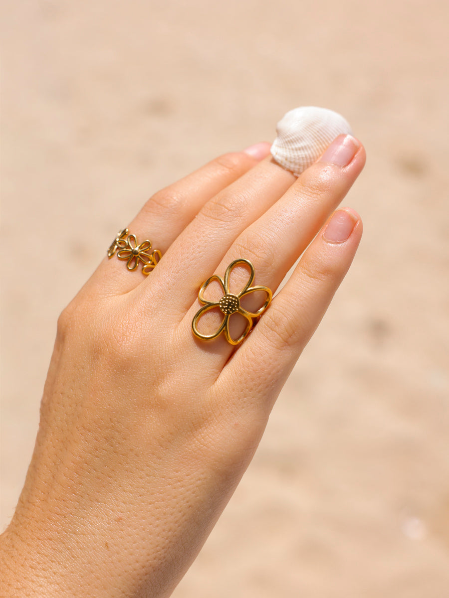 Petal Dance Ring ICRUSH
