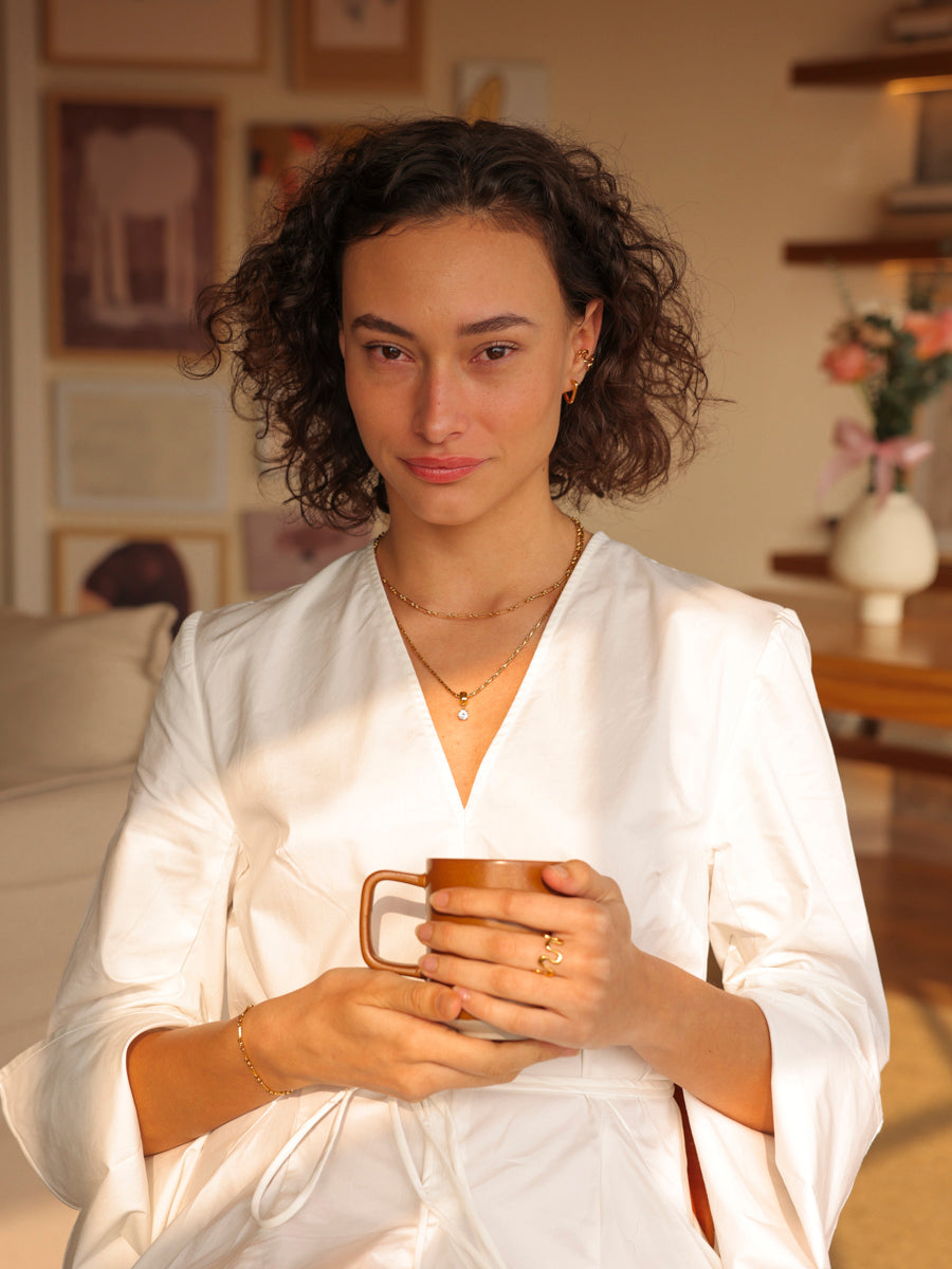 Graceful Wave Earcuff