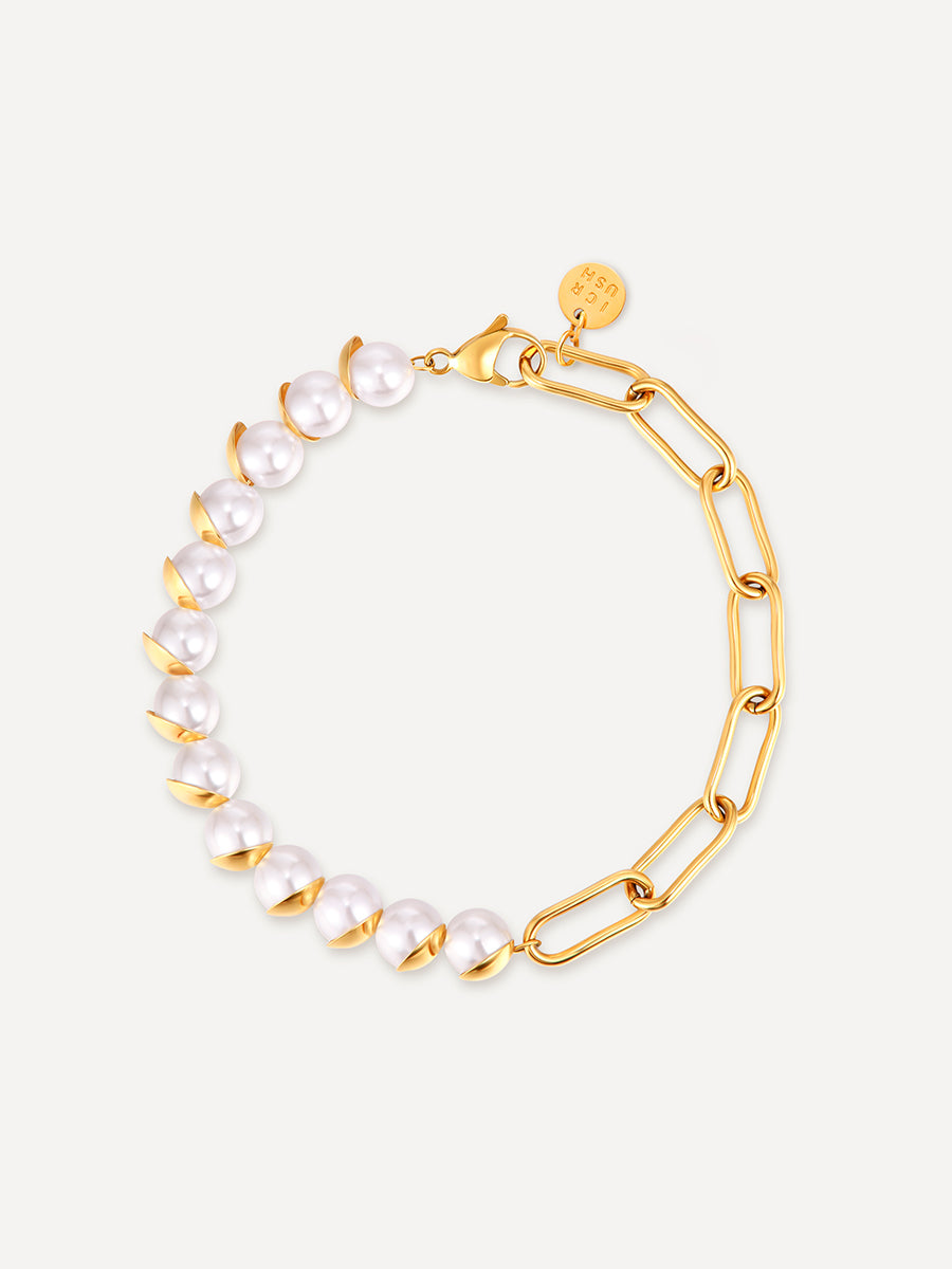 Dreamer Asymmetrical Pearl ARMBAND Gold