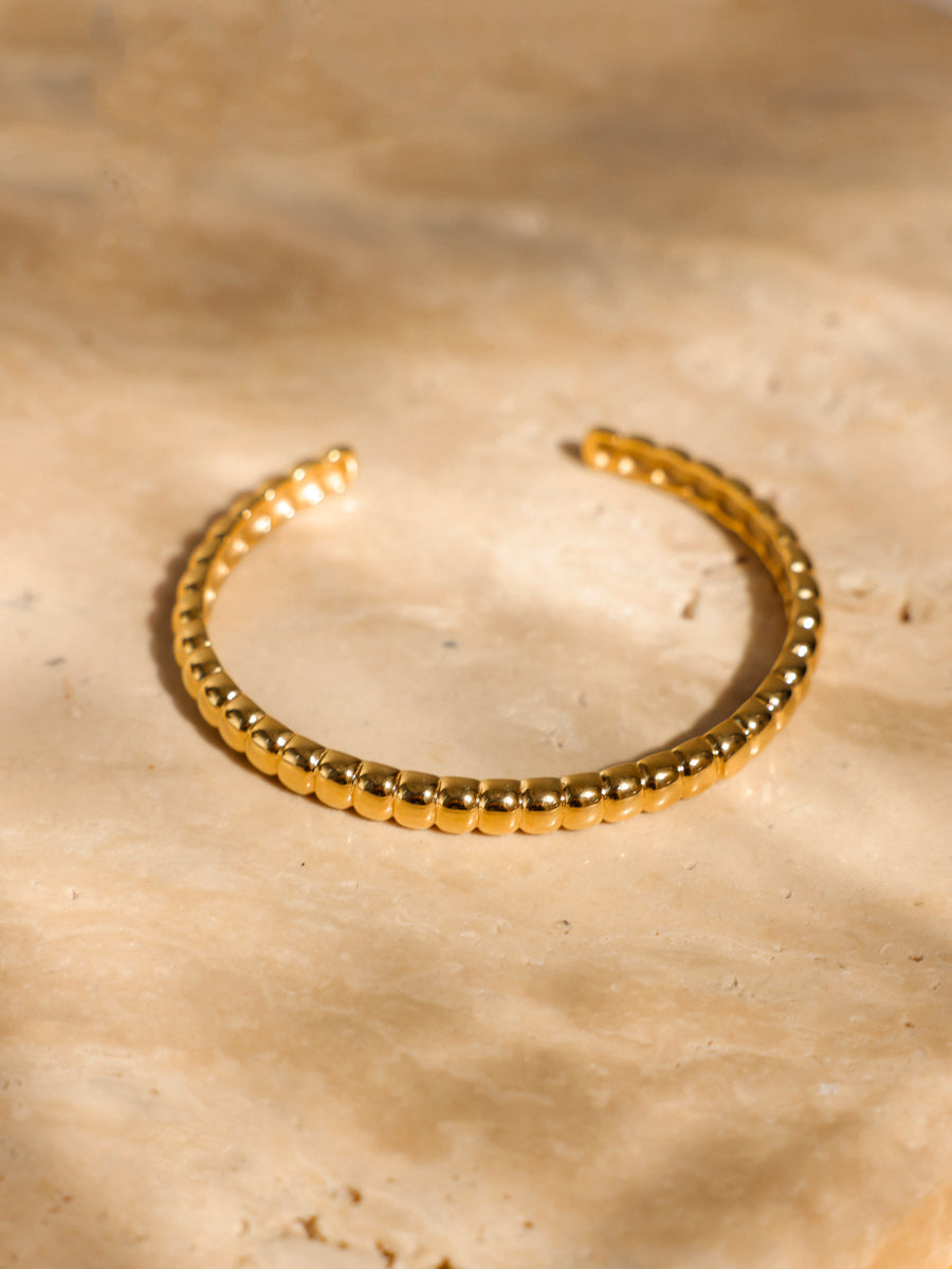 Lustrous Wave Armcuff