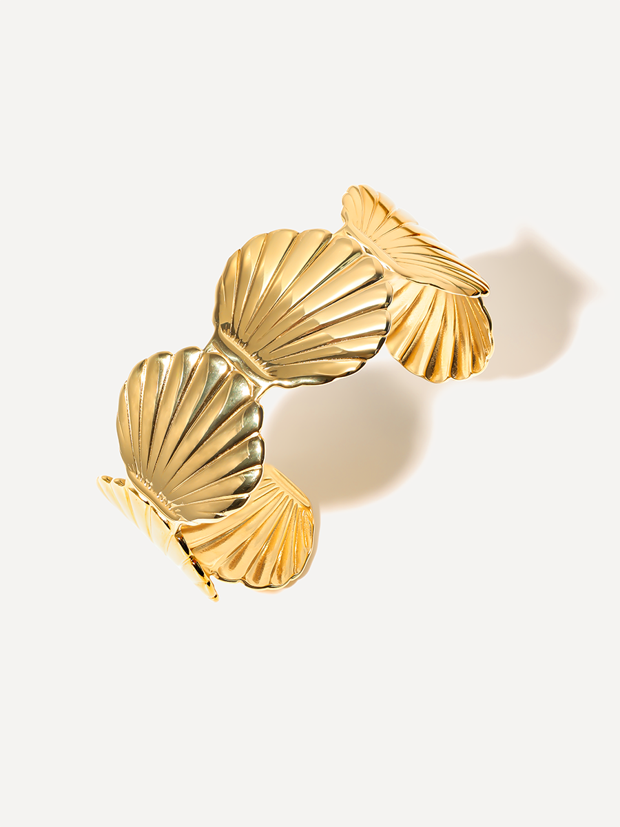 Shell Dream Armcuff