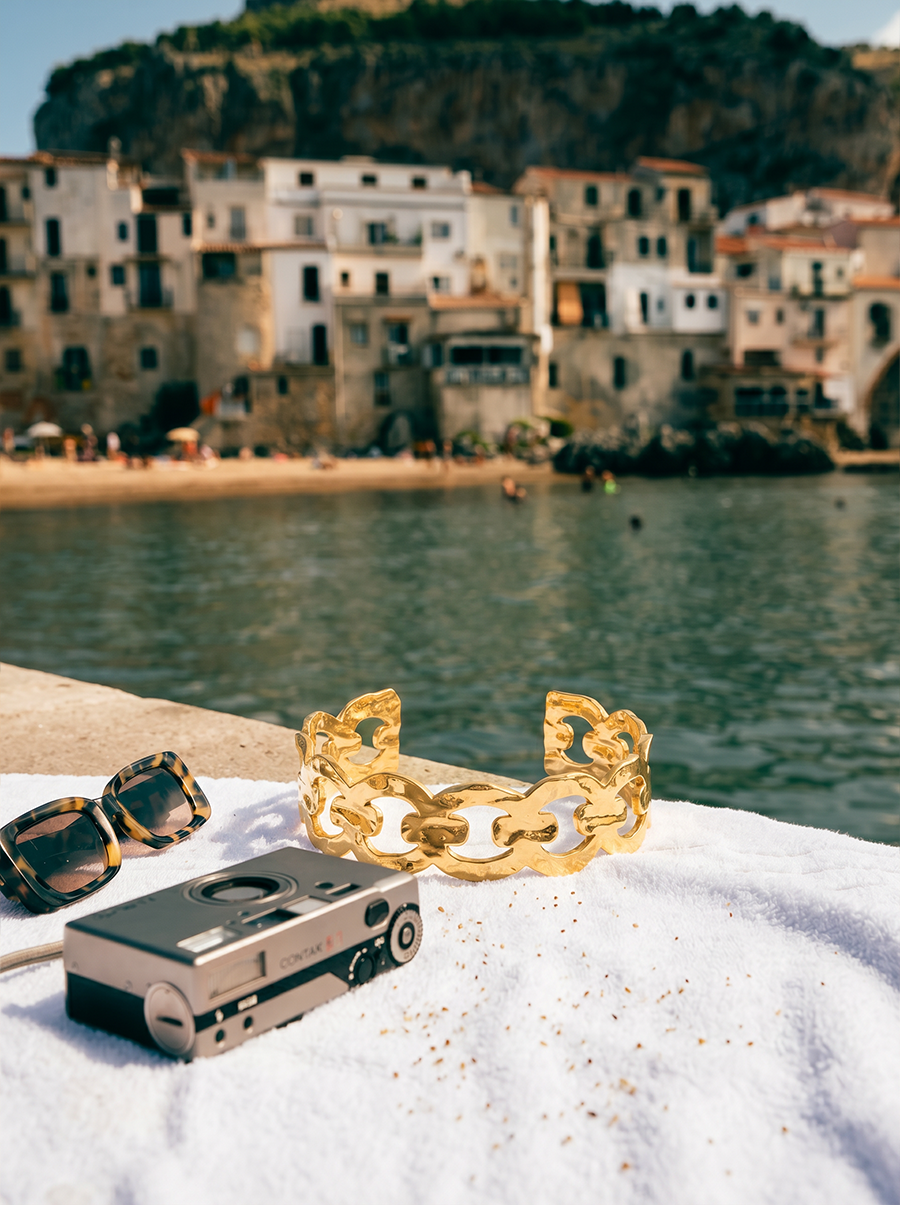Modern Eternity Armcuff ICRUSH