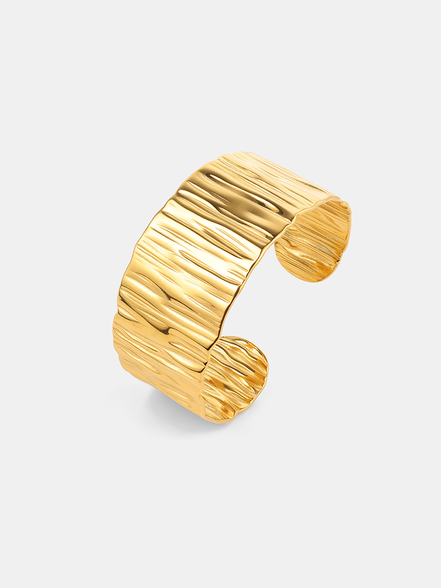 Bold Ripple Armcuff