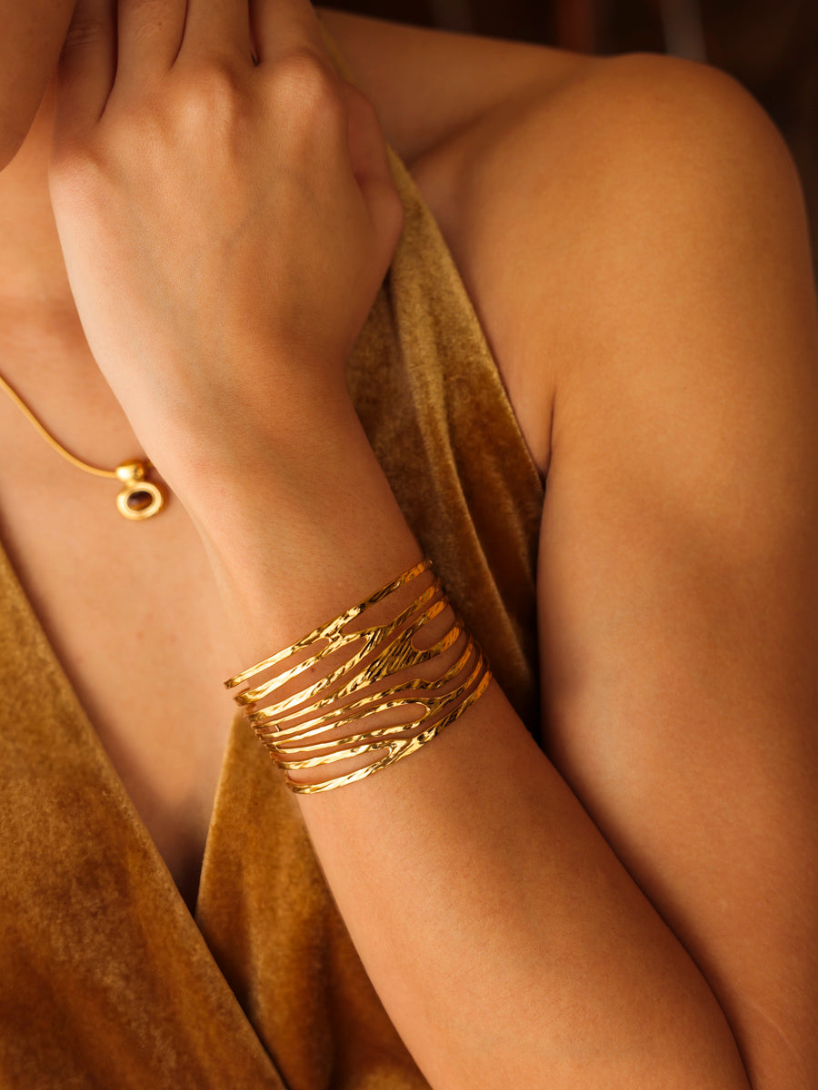 Interwoven Light Armcuff